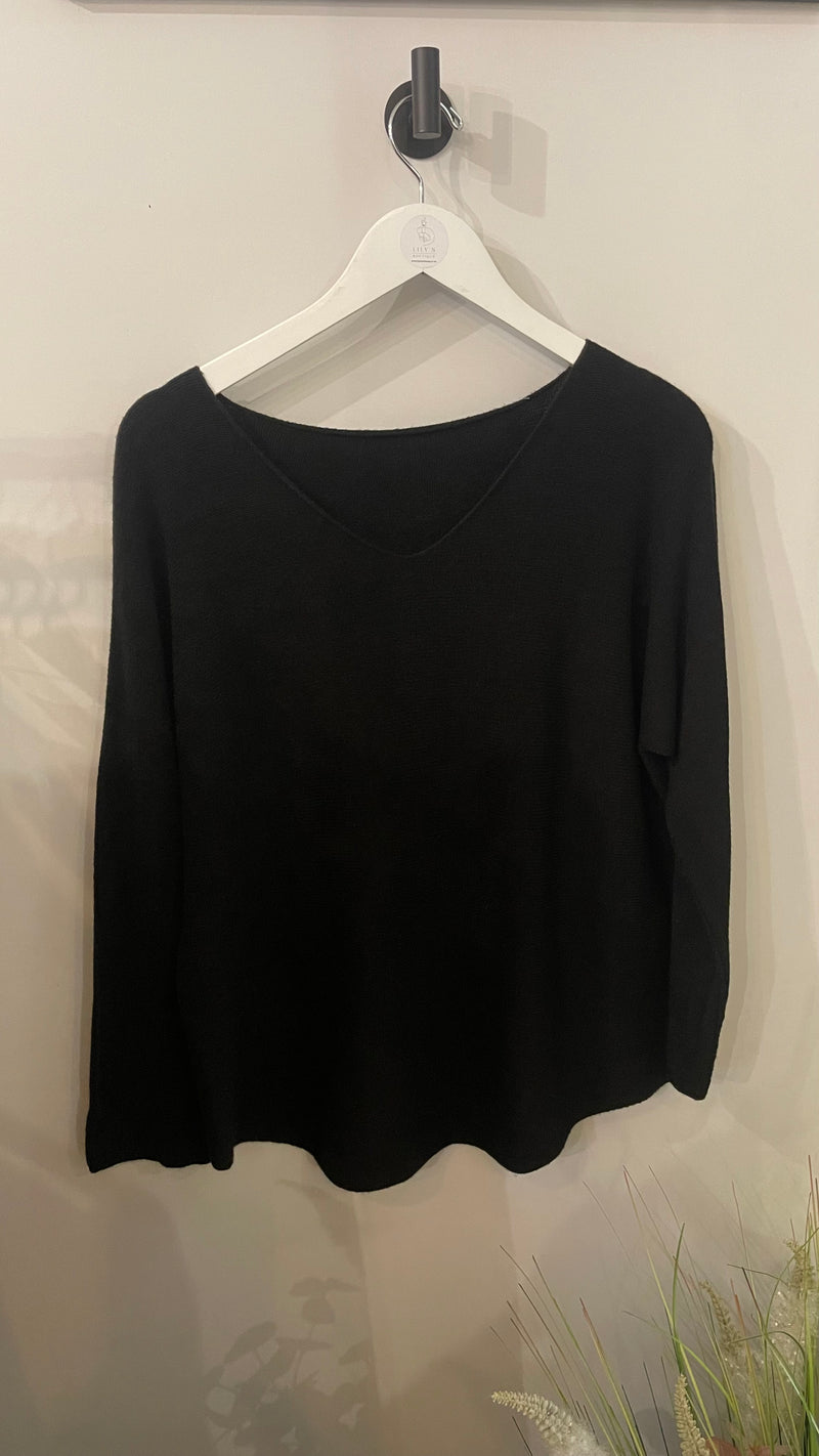 SELENA Seam sleeved jumper v neck